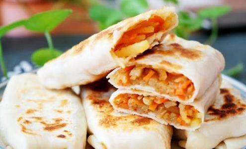 10分钟搞定早餐,土豆丝卷饼外酥里嫩,你家也能做!