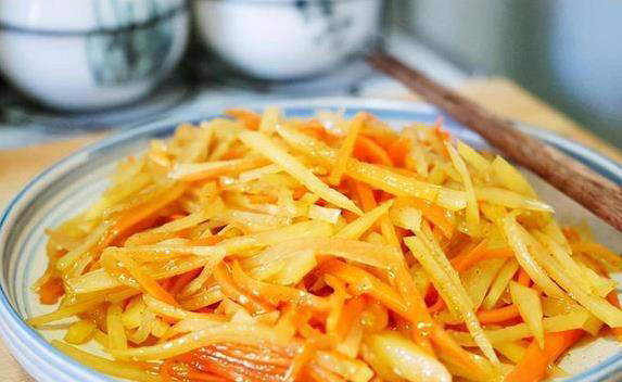 10分钟搞定早餐，土豆丝卷饼外酥里嫩，你家也能做！