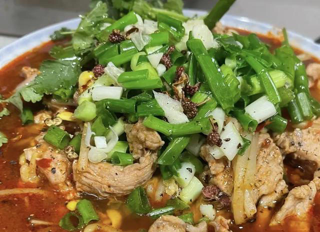 这才是水煮肉片，最好吃做法！鲜香滑嫩，不腥不柴，记得收藏！