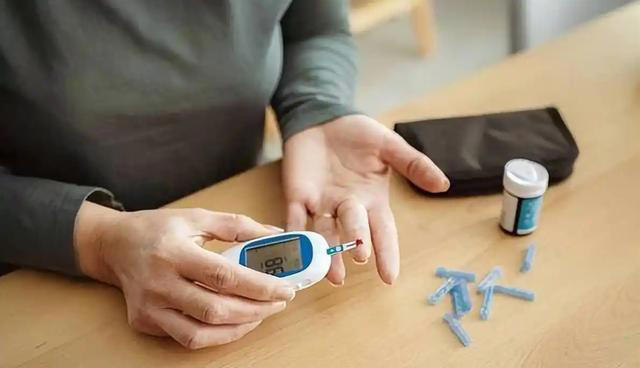 医生：糖尿病可以吃的水果排名，不知道的太可惜了！快来了解