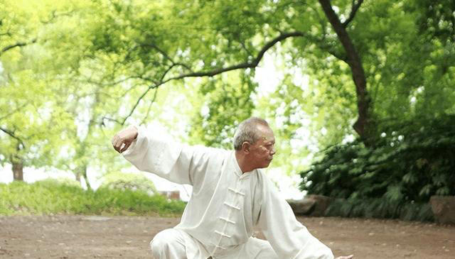 人老了才明白，最高级的养生，不是锻炼和睡觉，而是做好3件事