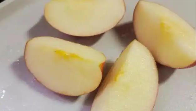 苹果立大功！研究表明：苹果对4种慢性疾病有好处，可以常吃