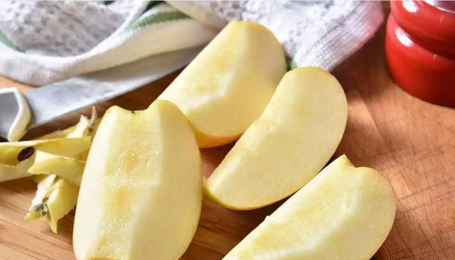 苹果立大功！研究表明：苹果对4种慢性疾病有好处，可以常吃