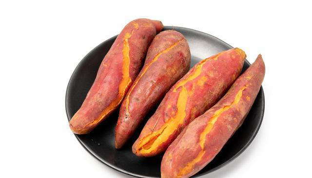 医生提醒：红薯万不可与“6样”食物一起吃，吃红薯的禁忌要清楚