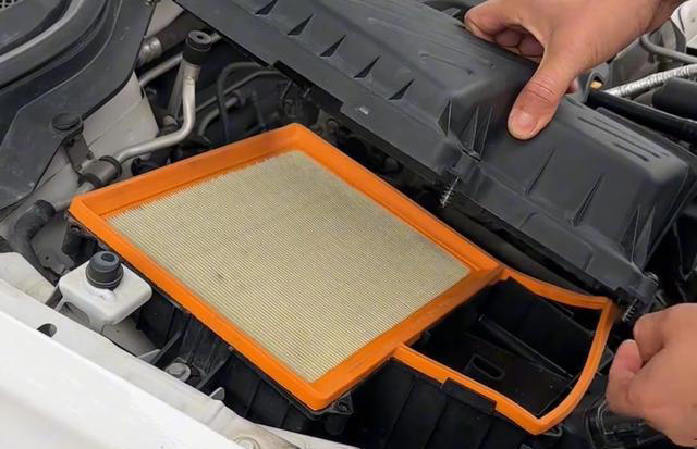 空气滤芯脏了吹一下能继续用吗？如何辨别劣质滤芯？选错危害很大