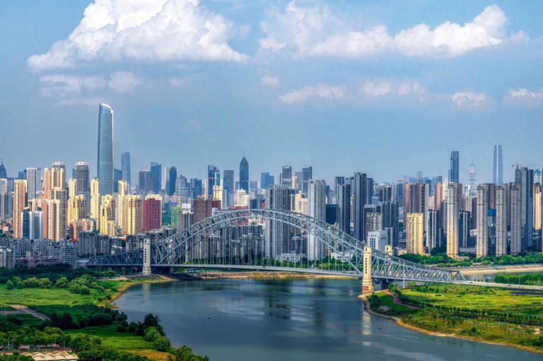 去买房时，为什么售楼员总是推荐8至10层？现在终于搞明白了