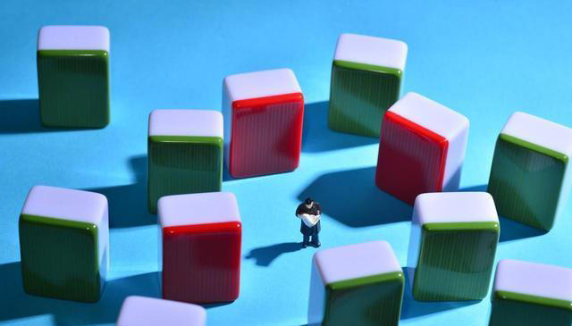 出现老年痴呆的六大早期症状，不要简单认为只是老了，请及时就医