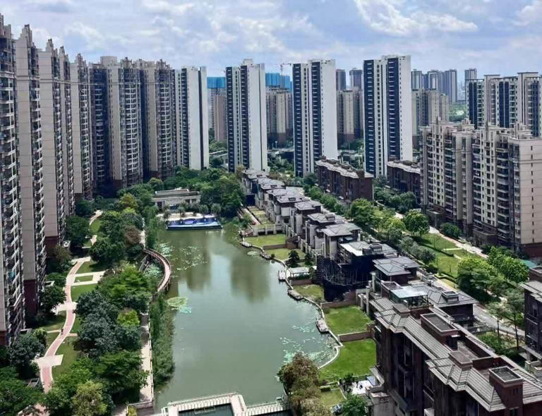 现在买房，到底是“聪明”还是“愚蠢”，听内行人分析完，我才发现自己想错了