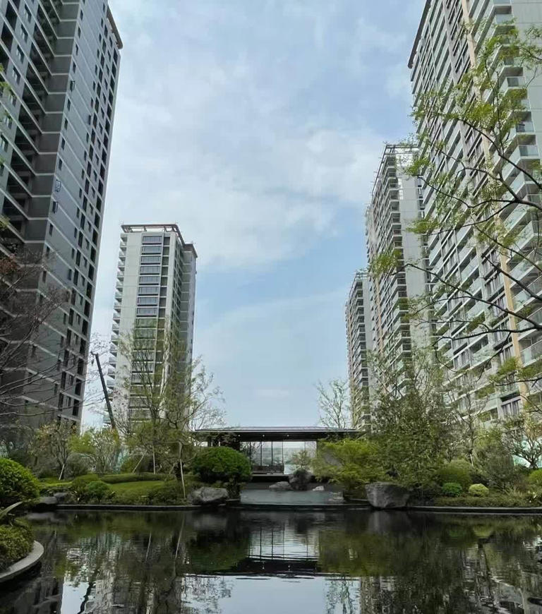 现在买房，到底是“聪明”还是“愚蠢”，听内行人分析完，我才发现自己想错了