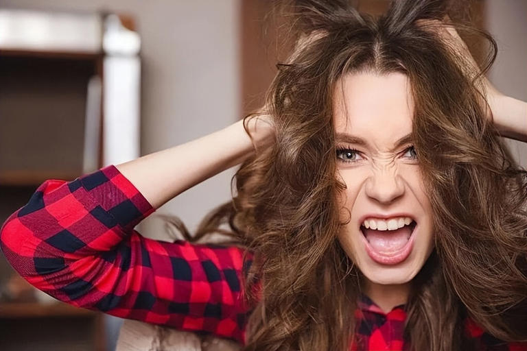 大脑与芝麻的关系，建议：若想保护大脑健康，最好少吃6种食物