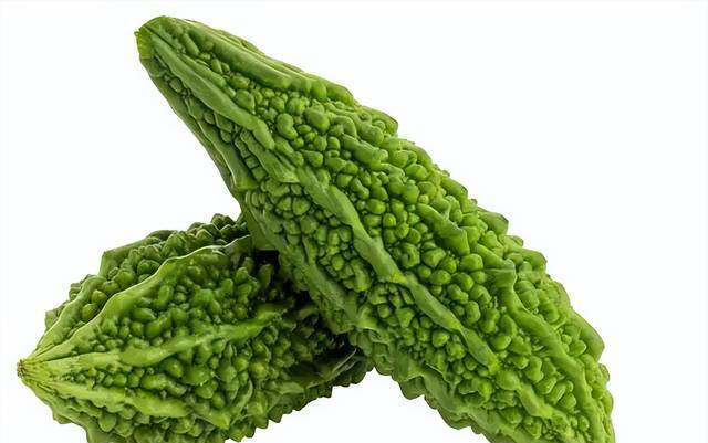 “百病从肝起”，肝病早期都有五个信号，一旦出现，千万要注意了