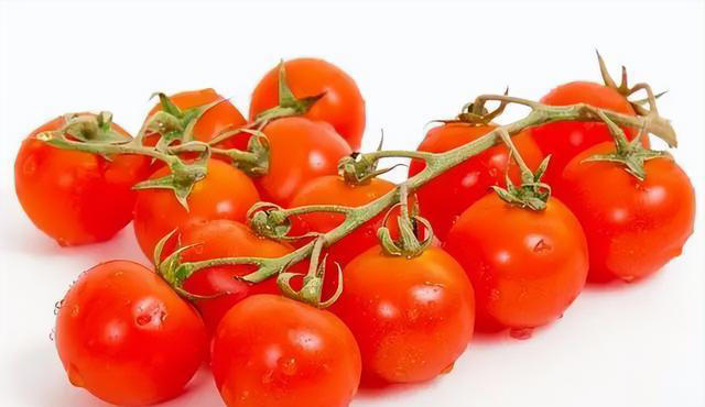 “百病从肝起”，肝病早期都有五个信号，一旦出现，千万要注意了