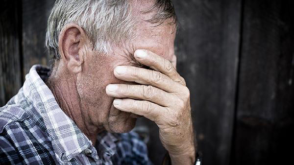 血压升高？头晕乏力？劝告：几种生活习惯，早日改掉！健康有方法