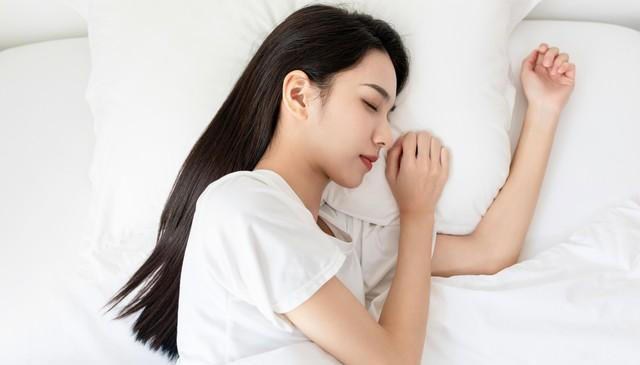 高血压谨记：早晨忌一件事，中午避两件事，晚上弃三件事