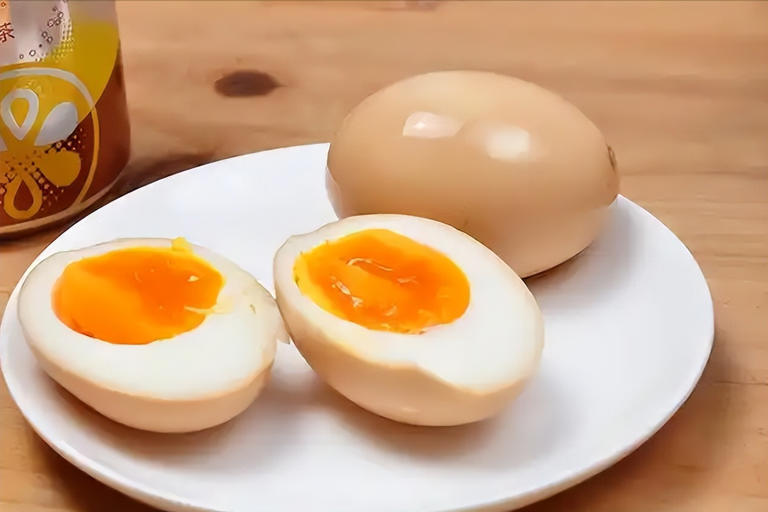 鸡蛋的“死对头”，医生：二者万不可一起吃，原来吃鸡蛋也有禁忌