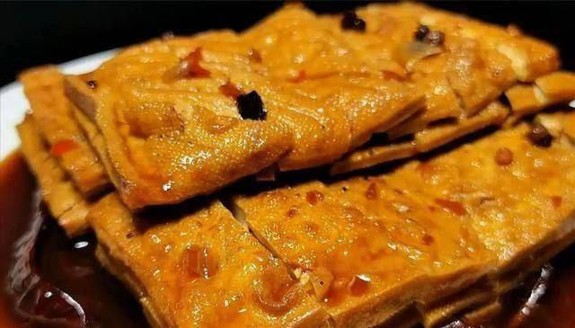 听一句劝：查出高血脂，就不要再吃这几种豆制品了，血脂或会飙升