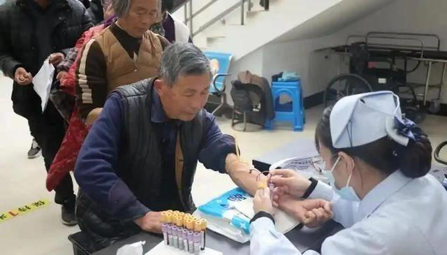 听一句劝：查出高血脂，就不要再吃这几种豆制品了，血脂或会飙升