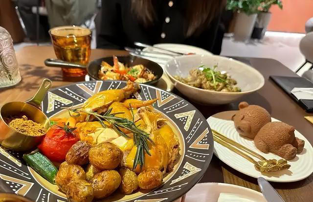 医生直言：经常不吃晚餐，除了可以变瘦，或还可以缓解这5个问题