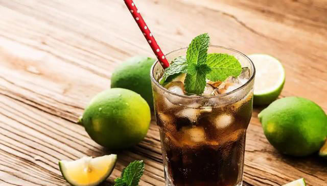 医生直言：经常不吃晚餐，除了可以变瘦，或还可以缓解这5个问题