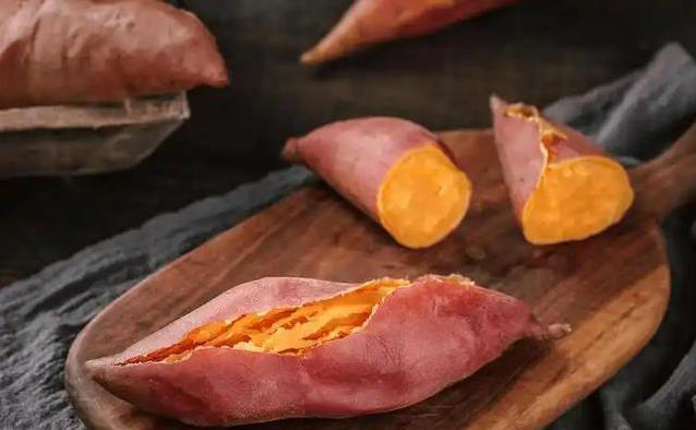 老人常吃红薯身体好？3大好处让人意外，稳血糖护血管！