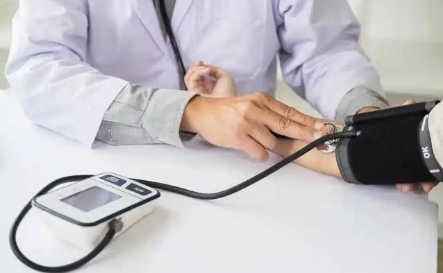 老人常吃红薯身体好？3大好处让人意外，稳血糖护血管！