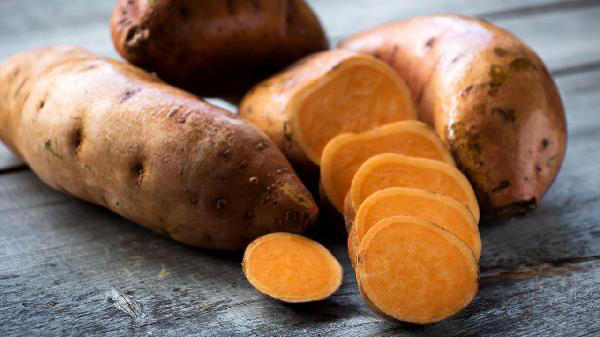 老人常吃红薯，容易招惹上两种病？医生：红薯应该怎样吃？