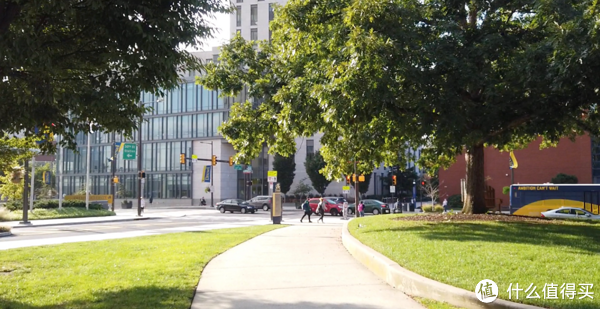 早上跑步VS晚上散步，哪个更健康？