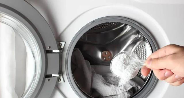 “洗衣粉”和“洗衣液”到底哪个好？原来差别这么大，别再乱用了