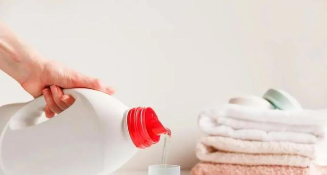 “洗衣粉”和“洗衣液”到底哪个好？原来差别这么大，别再乱用了