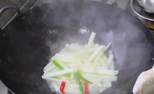 肺部最爱的3道菜，建议冬天一周吃3次，润肺去燥，好吃又暖胃