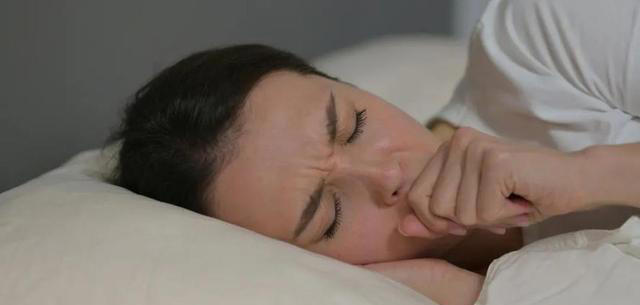 睡觉时总在凌晨3、4点醒来，提醒：或是暗示5大疾病，要引起重视