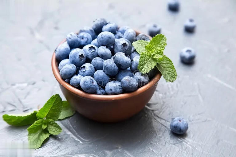 花青素是什么？哪些果蔬含量高？为何蓝莓那么贵？
