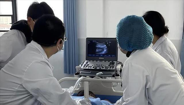 医生：肾脏不好的人，不管有没有吃药，3种习惯要改掉，稳定病情