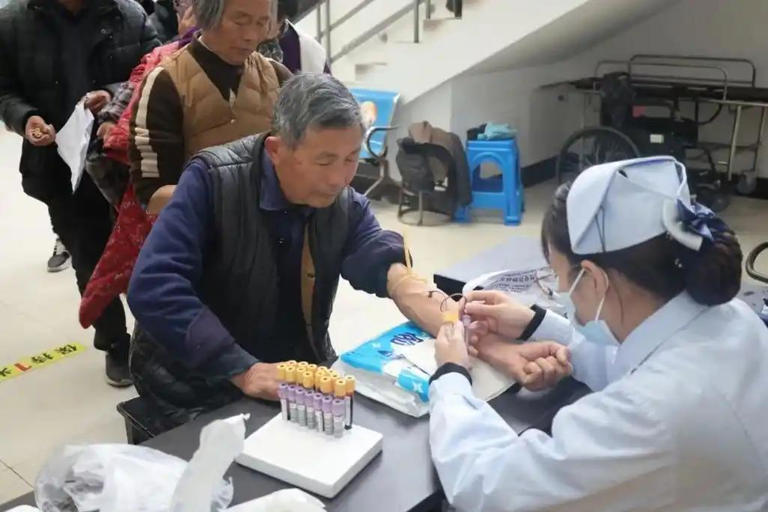 戴帽子能保护心脏？医生提醒：冬季戴帽，能防4种病，但1类人别戴