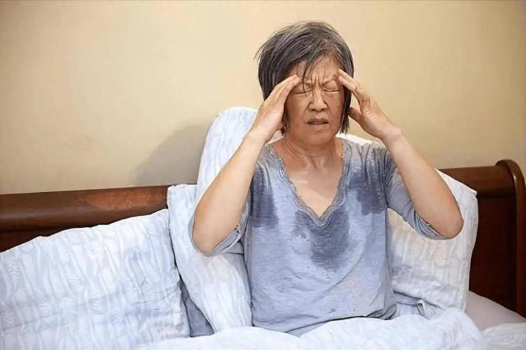 戴帽子能保护心脏？医生提醒：冬季戴帽，能防4种病，但1类人别戴