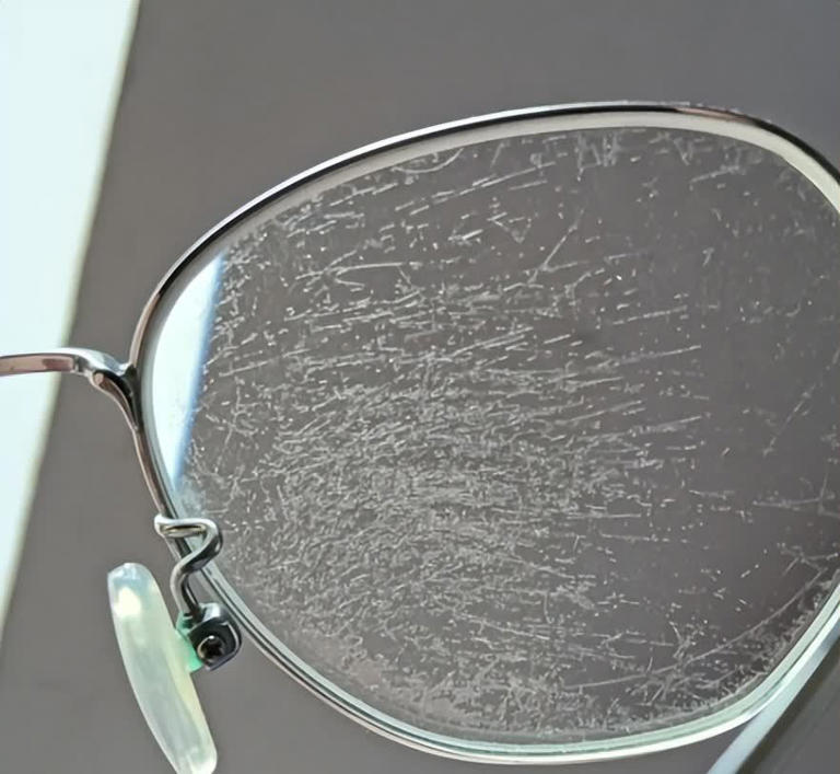 今天才知道：家里这些东西不能用“酒精”擦，一擦就坏，别大意