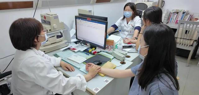 越来越多的人查出肾病！医生劝告：罪魁祸首已查出，这4类忌口