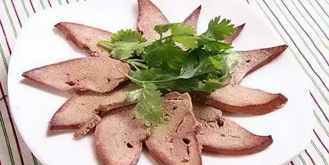 越来越多的人查出肾病！医生劝告：罪魁祸首已查出，这4类忌口