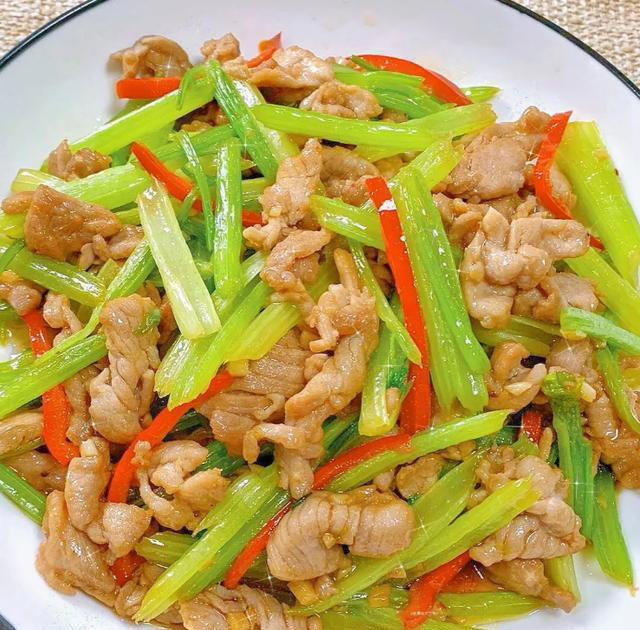 百病不离肝，对肝脏特别好的五样食物，隔天换着吃，降肝火护肝脏