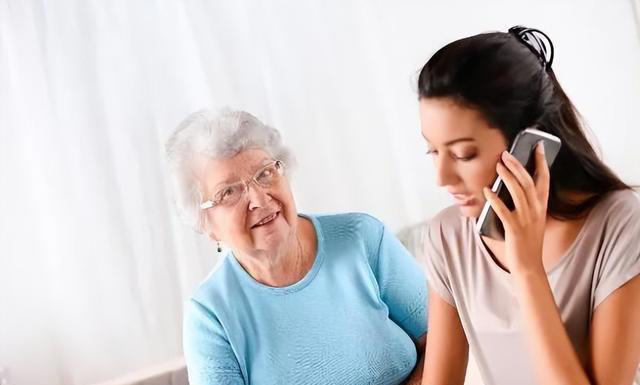 医生坦言：寿命长不是靠多走路和多睡觉，而是坚持这2件小事