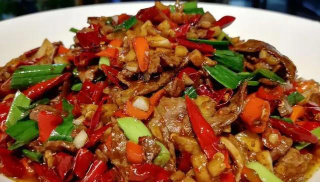 11道湘菜香辣上桌，做法简单到爆，你家餐桌差哪道？