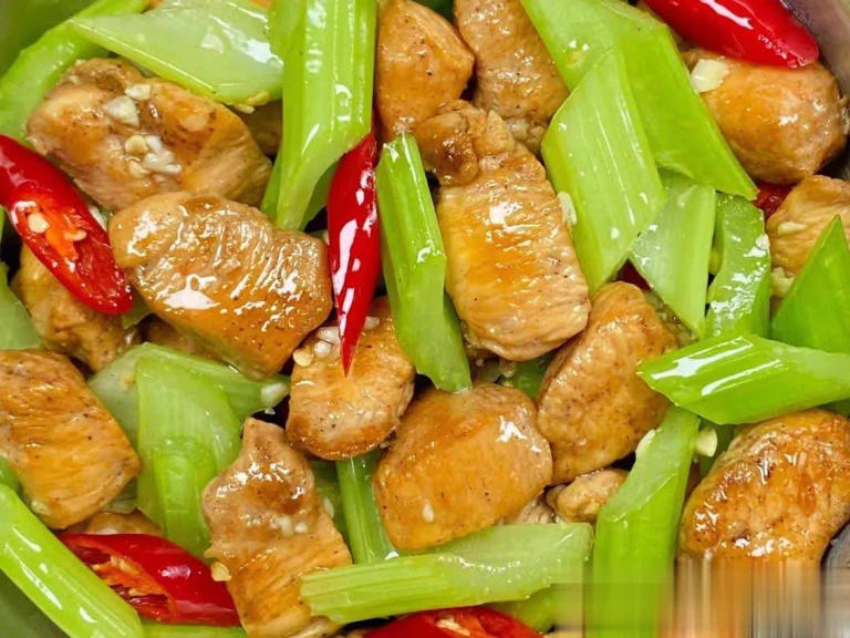 出汗多需补阳，常吃八道补阳菜，养阳气强筋骨