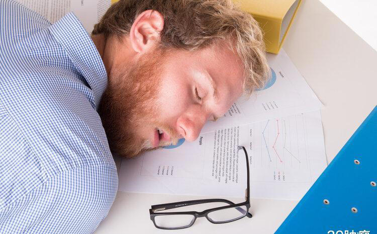 午睡可能影响寿命！再次提醒：55岁以后，牢记午睡“四不要”