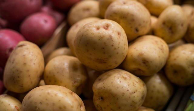 红薯是胆固醇的杀手？医生提醒：胆固醇高的人，3样素菜最好少吃