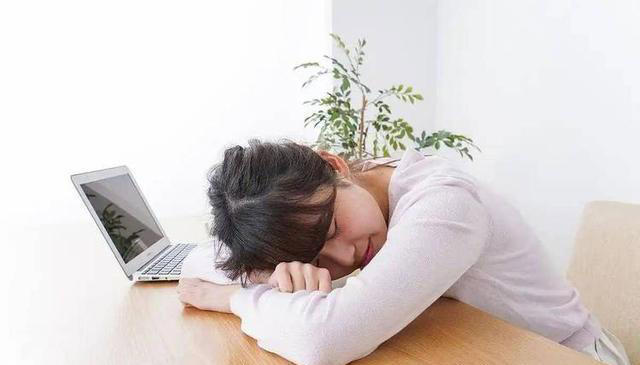 最佳入睡时间点找到了！研究：这个时间点入睡最有利于心脏健康