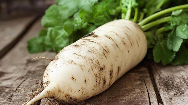 白萝卜的“死对头”，医生提醒：二者万不可同吃，吃白萝卜的禁忌要牢记