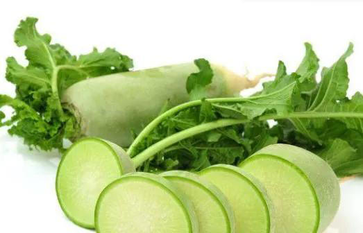 白萝卜不能随便吃吗？医生忠告：这4类人尽量少吃，要听劝
