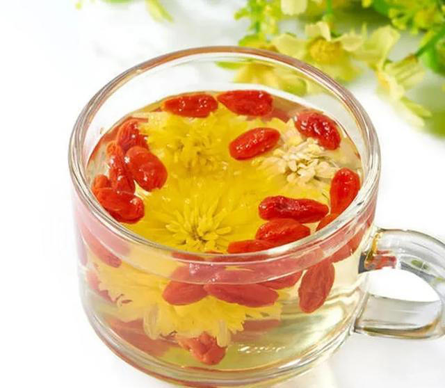 养肝就是养命，肝脏最喜欢的8样食物，每天吃一点，肝脏越来越好