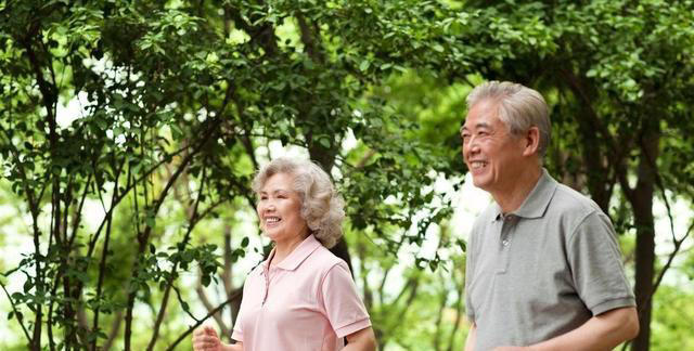 寿命长的人，通常有“一小，一长，二快”的特征，你占了几个？