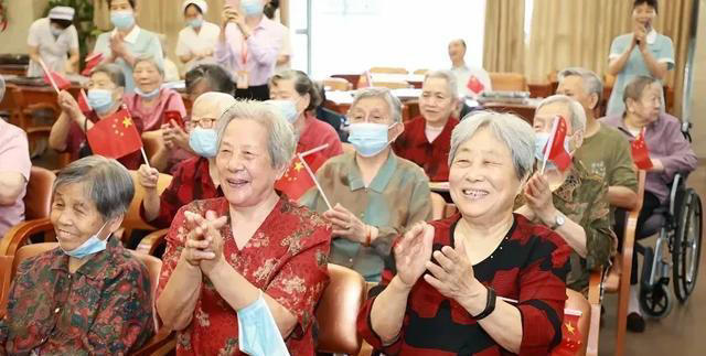 普通人的长寿标准：医生提醒，别太贪心，这个岁数已很幸福。